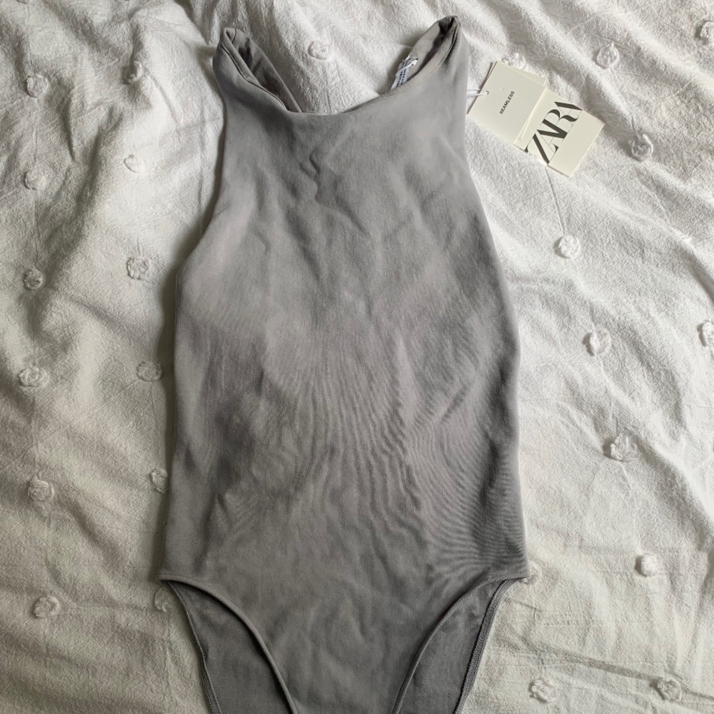 SOLD* NWT Open back Zara Bodysuit